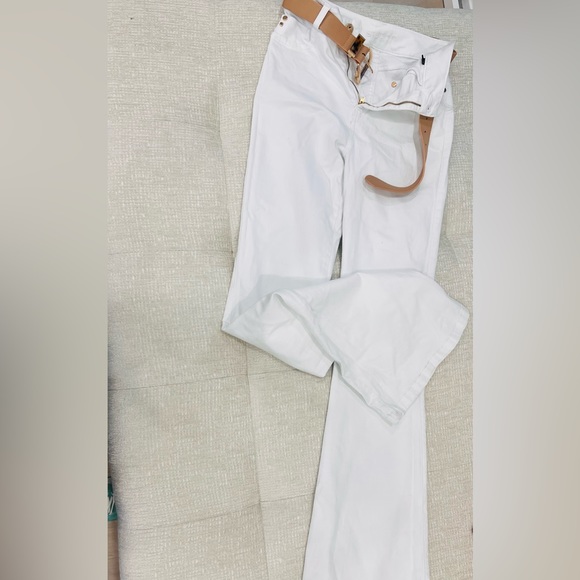 Studio F - Picture 4 of 4